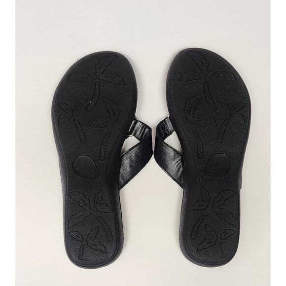 B.Ø.C Born Women Black Faux Leather Flip Flop Strap Thong Sandal Shoes Size 9M - Picture 9 of 9